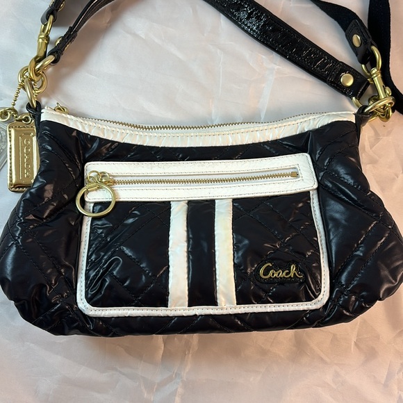 Coach Poppy Ski Bunny Black & White Quilted Nylon Crossbody Bag 15871 - Picture 2 of 16